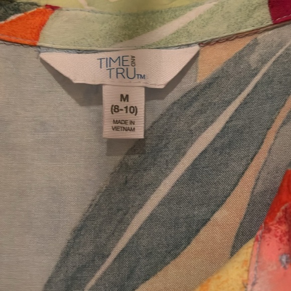 Floral dress - Picture 2 of 3